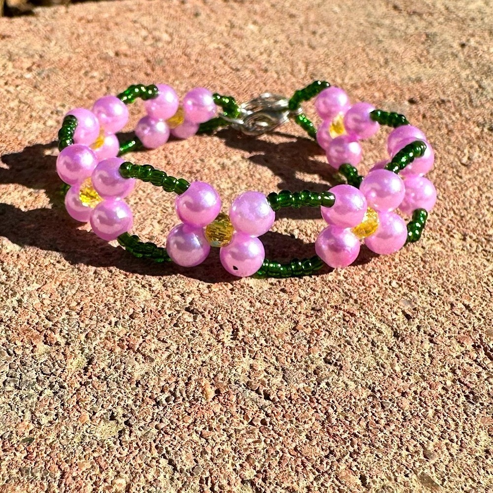 Light Purple Floral Adjustable Bracelet with Silver Accents